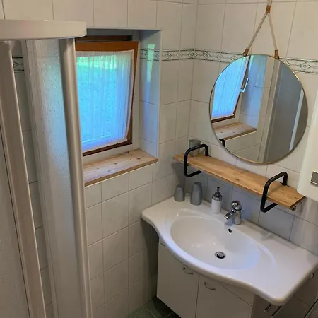 Heinrich In & Out - Bergblick * זוננאלפה נאספלד